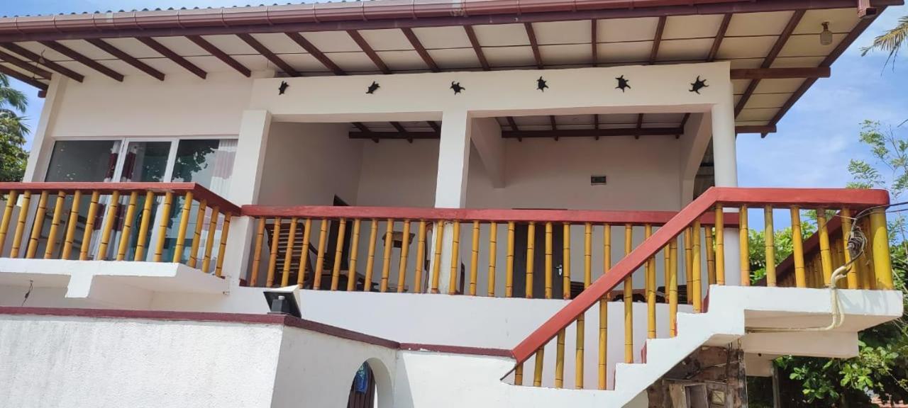 Kiralawella Beach Inn Matara Luaran gambar